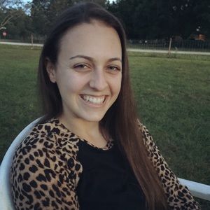 Meet your Posher, Stefanie